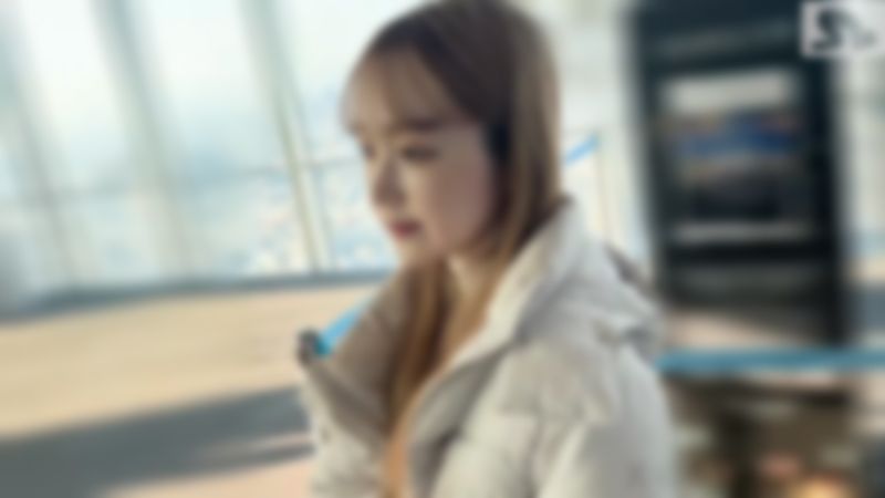 【顔出し・無】ﾍﾗﾍﾗさお〇ん似の新卒色白スレンダー美女。目を離した隙にビヤクを盛られ感度MAX。巨根に犯され痙攣する彼女にガン突き発射。。。